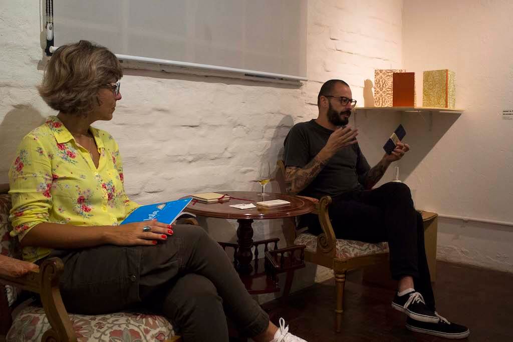 Leituras etílicas 2: encontro, livros de artista e hidroméis com Bruno Oliveira e Fabiola Notari
