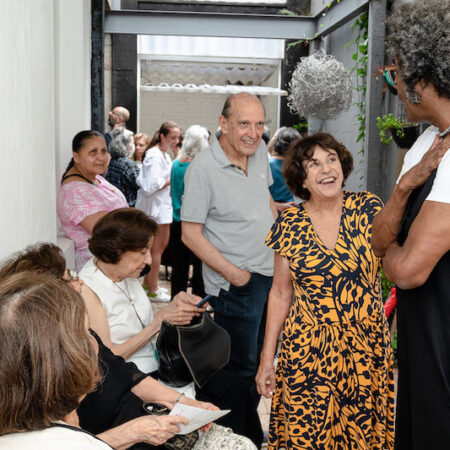 Fenda - Exposição individual de Leila de Sarquis. Fotografia: Hector Guinez