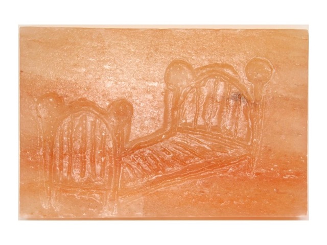 Série Cama de Sal, 2023, Escultura - desbaste sobre pedra de Sal. 20 x 30 x 3,8 cm